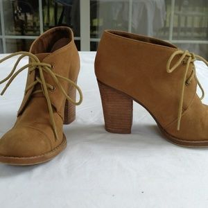 Womens heeled boots